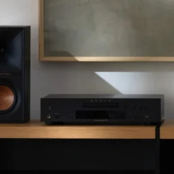 Onkyo C-30 CD-spelare, svart
