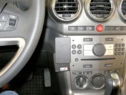 Opel Antara 07-15, Centrerad