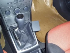 Opel Astra 04-09, Konsol