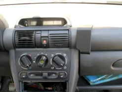 Opel Corsa 93-00, Vinklad