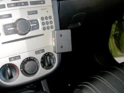 Opel Corsa 07-14, Vinklad