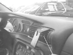 Opel Omega 94-99, Centrerad