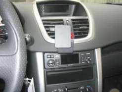 Peugeot 207 06-14, Centrerad