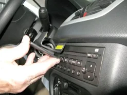 Peugeot 206+ 09-13, Centrerad