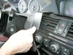 ProClip Monteringsbygel BMW 6-serie E63, E64 04-10, Centrerad