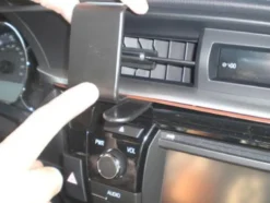 ProClip Monteringsbygel Toyota Corolla 14-15, Centrerad