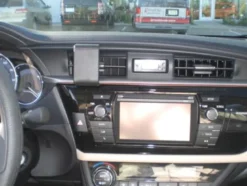 ProClip Monteringsbygel Toyota Corolla 14-15, Centrerad