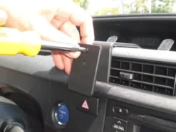 ProClip Monteringsbygel Toyota Prius c 12-15, Centrerad