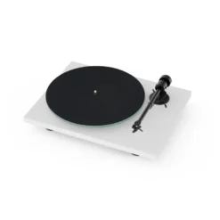 Pro-Ject T1 EVO Phono skivspelare med OM10-pickup, mattvit