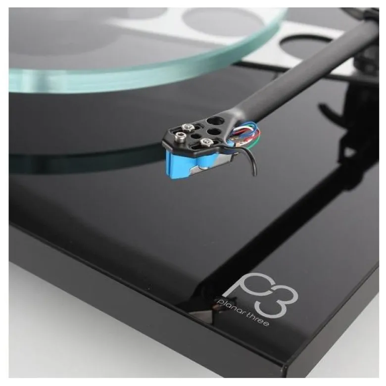 Rega Planar 3 med ND5-pickup, pianoröd