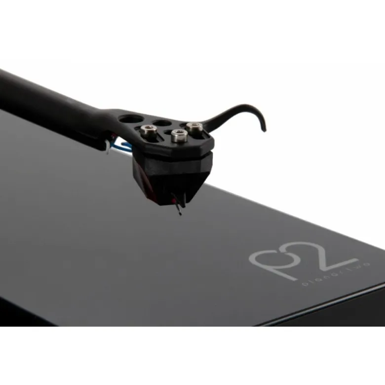 Rega Planar 2 vinylspelare med Nd3 MM-pickup, pianosvart