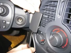 Renault Modus 05-13, Centrerad