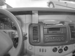 Renault Trafic 02-10, Centrerad