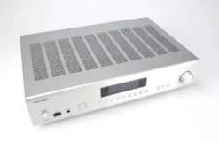 Rotel A12 MKII stereoförstärkare med DAC & RIAA-steg, silver