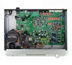 Rotel RC1572 MKII stereoförsteg med DAC, RIAA-steg & MQA-stöd, svart