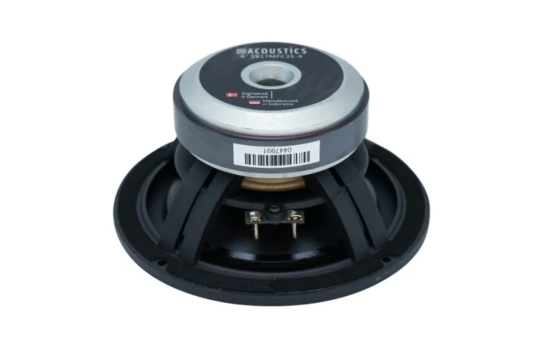 SB Acoustics SB17MFC35-4, 6 tums bas/mellanregister