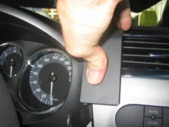 Seat Leon 06-12, Centrerad
