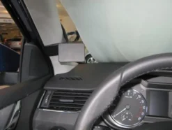 Skoda Octavia 13-15, Vänster