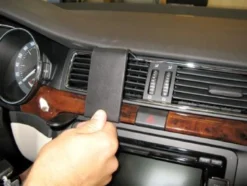 Skoda Superb 09-05, Centrerad