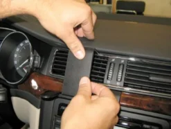 Skoda Superb 09-05, Centrerad