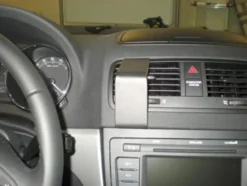 Skoda Yeti 10-15, Centrerad