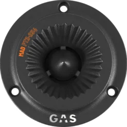 4st DS18 PRO-GM8.4 i raggarplanka med MAD PT2-254 horndiskanter