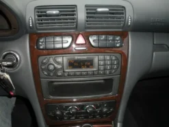 Stereoram 1-din C-klass, Vito, Vivano -2006