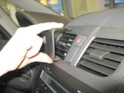 Suzuki SX4 11-15, Centrerad