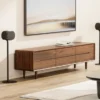Svart golvstativ till Sonos Era 300