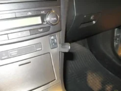 Toyota Avensis 09-15, Vinklad
