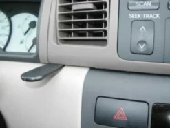 Toyota Corolla 02-07, Centrerad