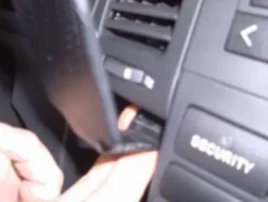 Toyota Corolla Verso 02-03, Centrerad