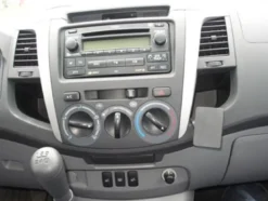 Toyota HiLux 06-11, Vinklad