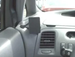 Toyota Previa 01-06, Vänster
