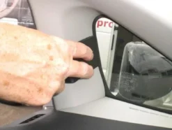 Toyota Prius 10-15, Vänster