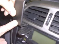 Toyota RAV 4 01-03, Centrerad