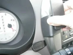 Toyota RAV 4 04-05, Centrerad