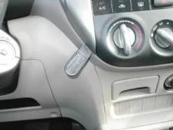 Toyota RAV 4 04-05, Centrerad