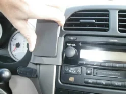 Toyota RAV 4 04-05, Centrerad