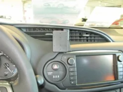 Toyota Yaris 15-, Centrerad