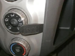 Toyota Yaris 06-11, Vinklad