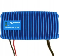 Victron Blue Smart IP67 vattentät batteriladdare 17A, 12v