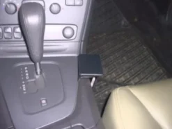 Volvo S60 00-04, Konsol