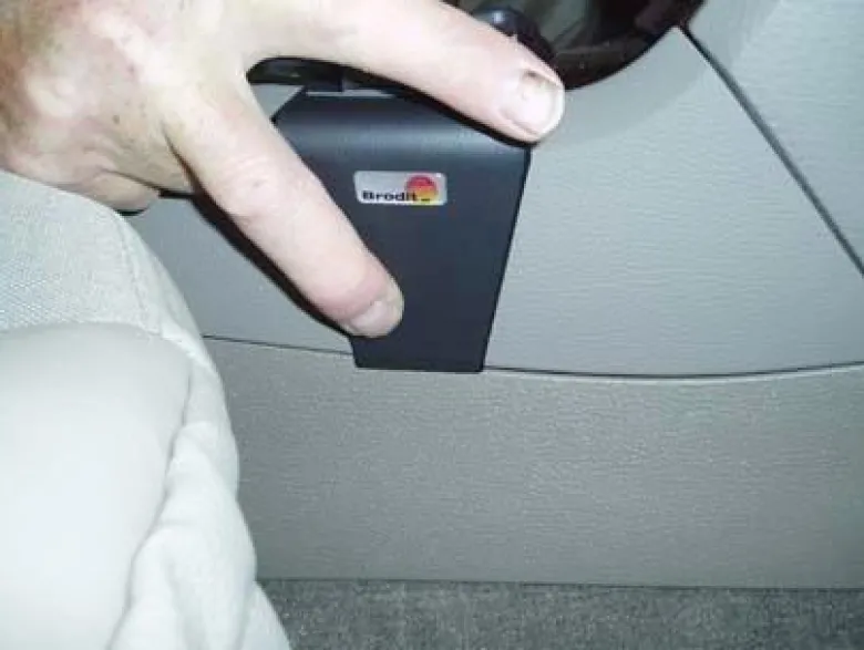 Volvo V70 05-08, Konsol