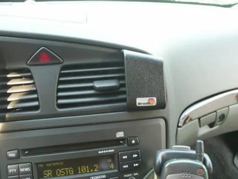 Volvo V70 00-08, Vinklad Hög
