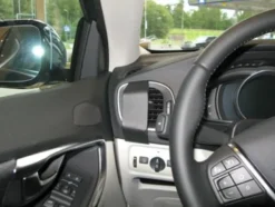 Volvo V40 13-15, Vänster
