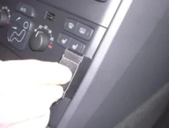 Volvo XC90 02-14, Vinklad
