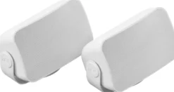 WiiM Amp Pro & vita utomhushögtalare från Sonos och Sonance, par