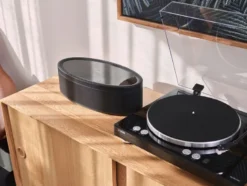 Yamaha MusicCast Vinyl 500 med nätverk svart