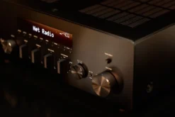 Yamaha R-N600A med Klipsch R-820F, 2.0 stereopaket